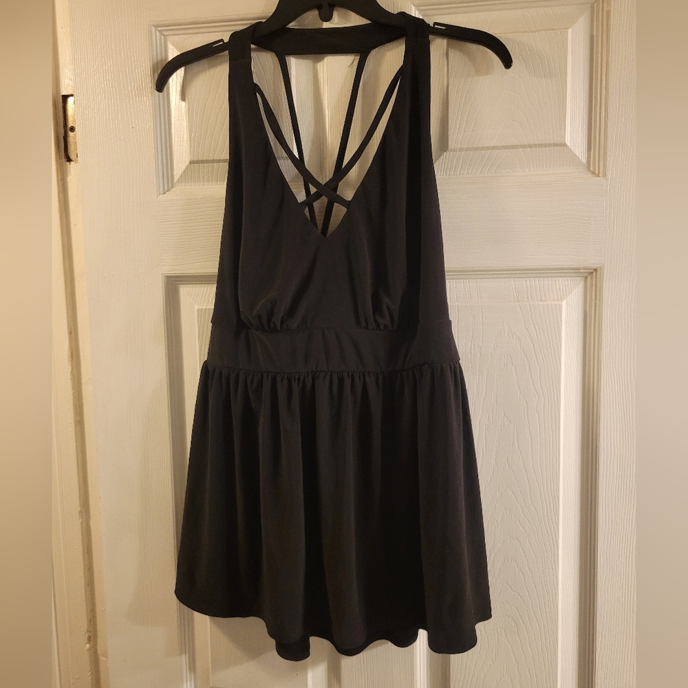 Black crisscross front &back Torrid tank/halter top size 0 (0x)